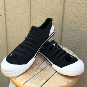 NWOB rocket dog sneakers